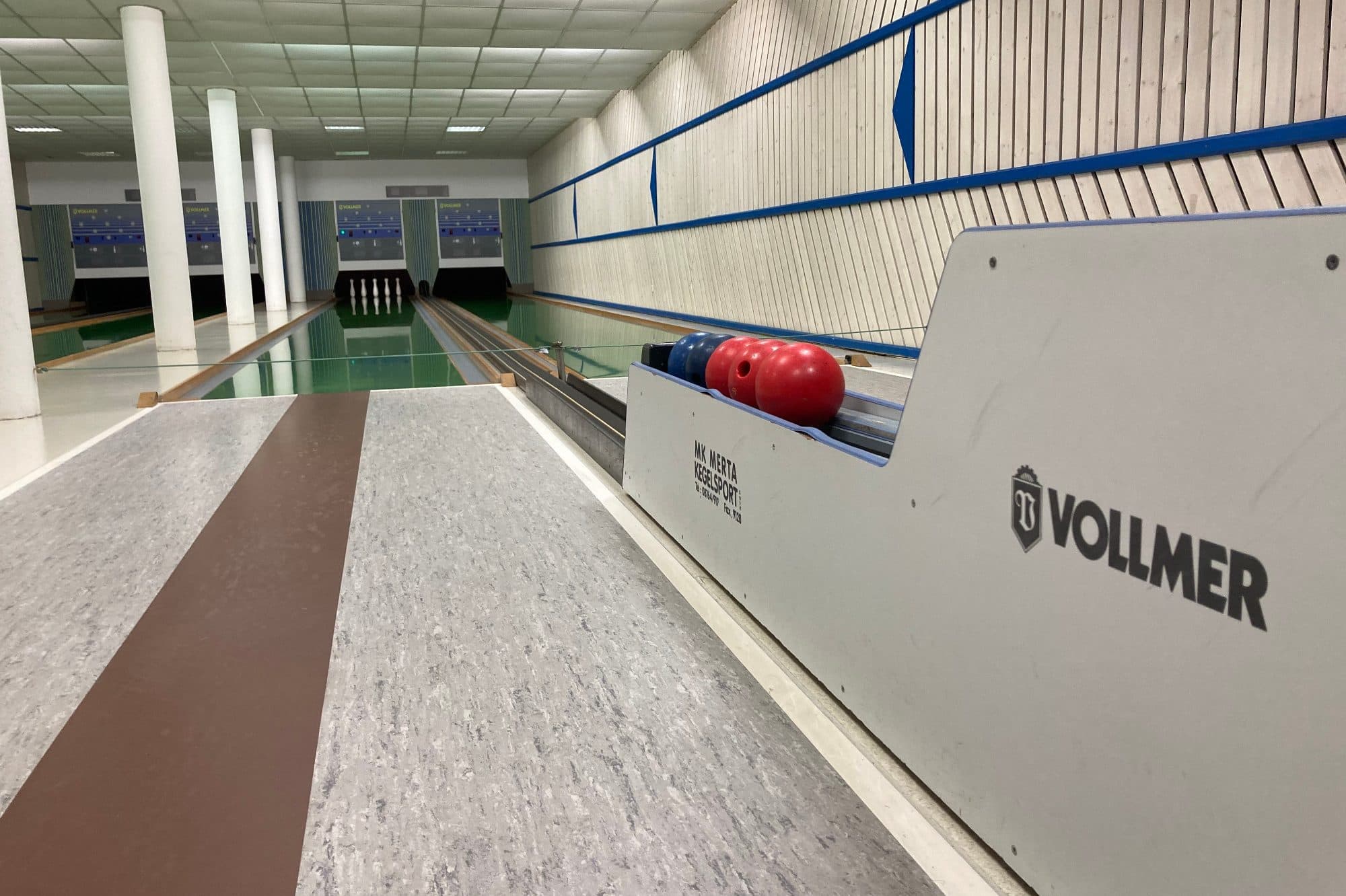 Bundeskegelbahnen im Untergeschoss